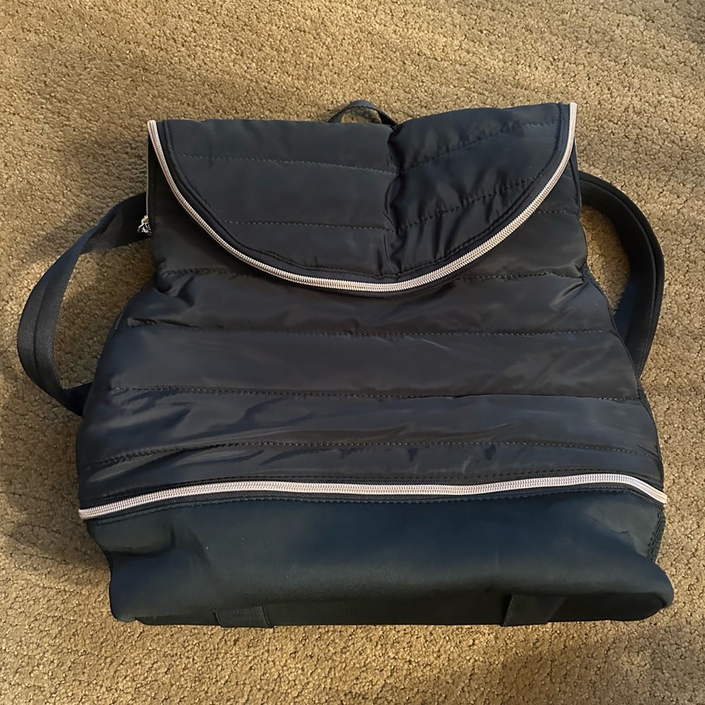 Stella & Dot Black Crush It Quilted Backpack